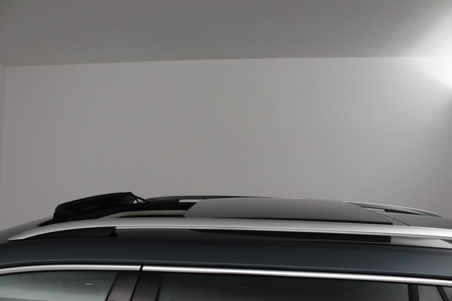 Škoda Kodiaq 1.5 TSI Business Edition (PANORAMADAK, TREKHAAK, DIGITALE COCKPIT, CAMERA, CANTON, STOELVERWARMING, NL-AUTO)