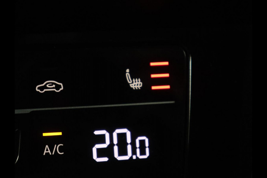 Volkswagen Passat 1.4 TSI PHEV GTE | Trekhaak | Stoelverwarming | Virtual Cockpit | Massage | Camera | Carplay | Adaptive cruise | ErgoComfort | Matrix LED | Plug In