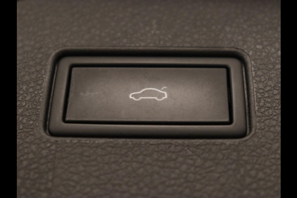 Volkswagen Passat 1.4 TSI PHEV GTE | Trekhaak | Stoelverwarming | Virtual Cockpit | Massage | Camera | Carplay | Adaptive cruise | ErgoComfort | Matrix LED | Plug In