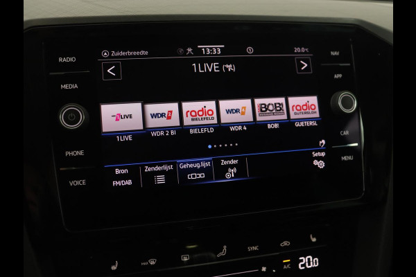 Volkswagen Passat 1.4 TSI PHEV GTE | Trekhaak | Stoelverwarming | Virtual Cockpit | Massage | Camera | Carplay | Adaptive cruise | ErgoComfort | Matrix LED | Plug In