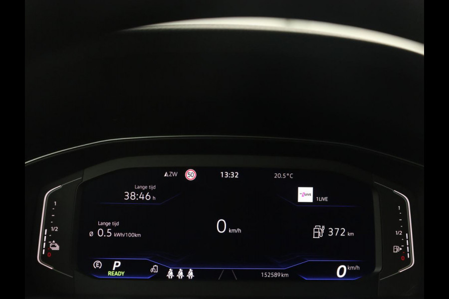 Volkswagen Passat 1.4 TSI PHEV GTE | Trekhaak | Stoelverwarming | Virtual Cockpit | Massage | Camera | Carplay | Adaptive cruise | ErgoComfort | Matrix LED | Plug In