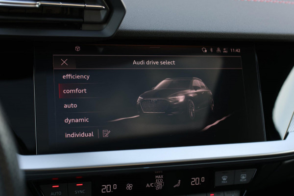 Audi A3 Sportback 35 TFSI S-Line *Pano*B&O*Camera*Standkachel*Matrix Led*