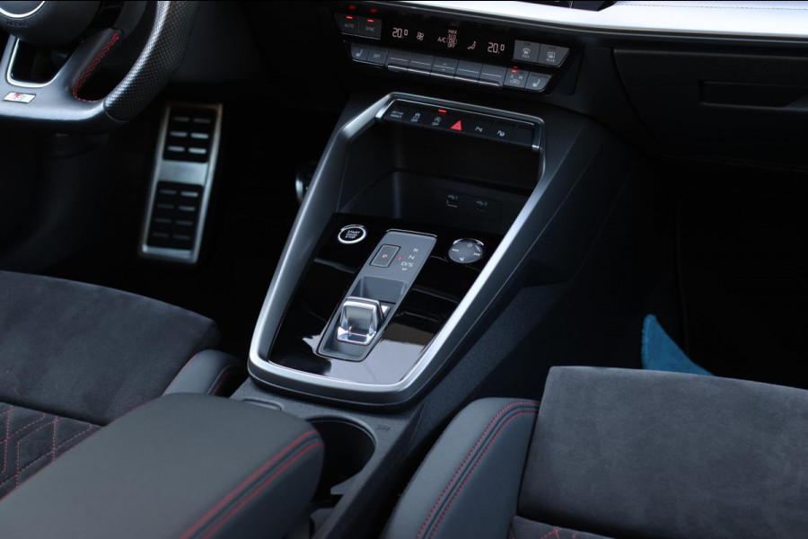Audi A3 Sportback 35 TFSI S-Line *Pano*B&O*Camera*Standkachel*Matrix Led*