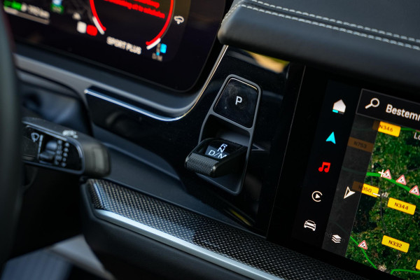Porsche Cayenne Coupé 3.0 E-Hybrid SportDesign Carbon | 4x Display incl. Passagiersdisplay & HUD Bose 22””