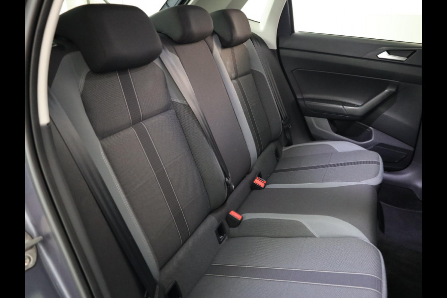 Volkswagen Polo 1.0 TSI Style 05pk DSG| digi display| Navi| 16'LM-velgen|| Camera