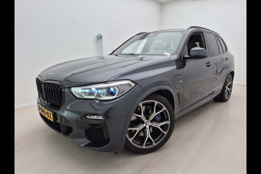 BMW X5 xDrive45e High Executive | M-Sport | Panorama | HUD | Elec. Trekhaak | Adaptive Onderstel | BMW Laser | 1e Eigenaar | Vol Opties |