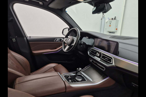 BMW X5 xDrive45e High Executive | M-Sport | Panorama | HUD | Elec. Trekhaak | Adaptive Onderstel | BMW Laser | 1e Eigenaar | Vol Opties |