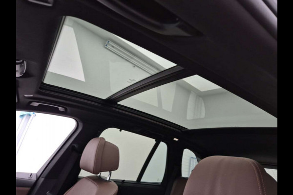 BMW X5 xDrive45e High Executive | M-Sport | Panorama | HUD | Elec. Trekhaak | Adaptive Onderstel | BMW Laser | 1e Eigenaar | Vol Opties |