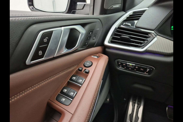 BMW X5 xDrive45e High Executive | M-Sport | Panorama | HUD | Elec. Trekhaak | Adaptive Onderstel | BMW Laser | 1e Eigenaar | Vol Opties |