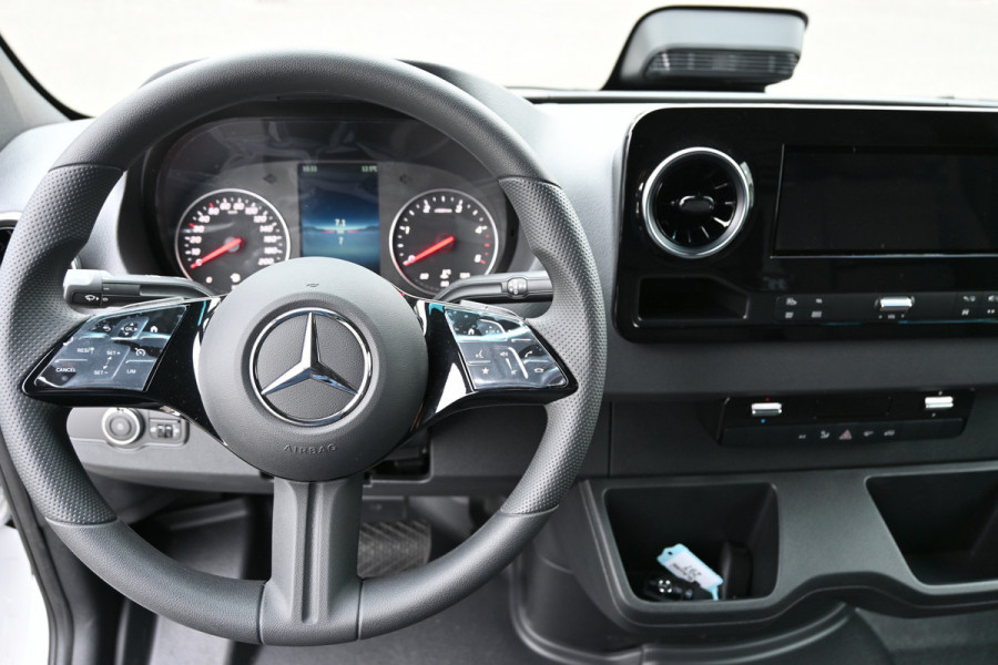 Mercedes-Benz Sprinter 317 CDI L3H2 Pro Navigatie met camera, Comfort stoel met armleuning