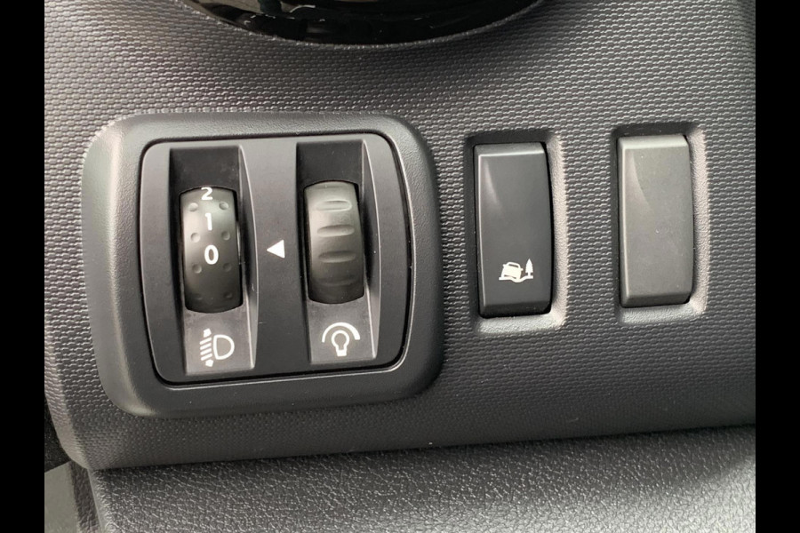 Renault Trafic 2.0 dCi 120 T29 L2H1 Thermo King Elektrisch incl standkoeling Koelen en vriezen Airco Bluetooth Usb media Renault Trafic 2.0 dCi 120 T29 L2H1 Thermo King Elektrisch incl standkoeling Koelen en vriezen Airco Bluetooth Usb media