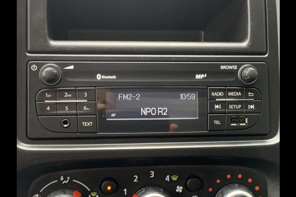 Renault Trafic 2.0 dCi 120 T29 L2H1 Thermo King Elektrisch incl standkoeling Koelen en vriezen Airco Bluetooth Usb media Renault Trafic 2.0 dCi 120 T29 L2H1 Thermo King Elektrisch incl standkoeling Koelen en vriezen Airco Bluetooth Usb media