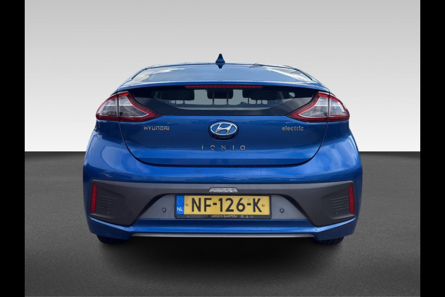 Hyundai IONIQ Comfort EV | Navigatie