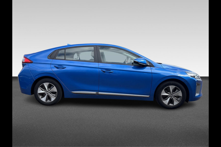Hyundai IONIQ Comfort EV | Navigatie