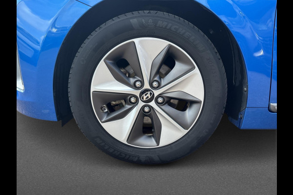 Hyundai IONIQ Comfort EV | Navigatie