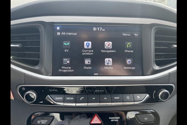 Hyundai IONIQ Comfort EV | Navigatie