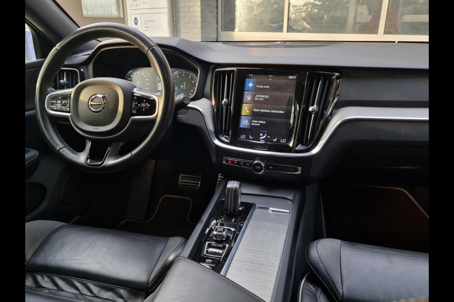 Volvo V60 2.0 B3 R-Design|Automaat|Trekhaak|H&K-audio|Black-pack|19-inch|