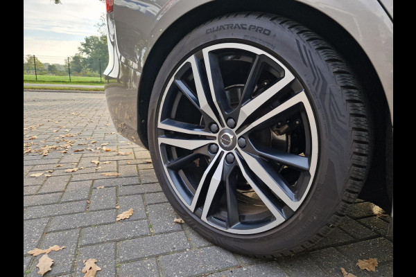 Volvo V60 2.0 B3 R-Design|Automaat|Trekhaak|H&K-audio|Black-pack|19-inch|
