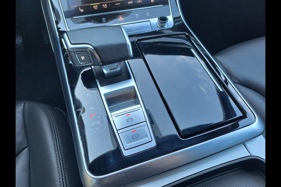 Audi Q7 55 TFSI e quattro Pro Line Plus S-line | Matrix LED | Luchtvering | Trekhaak | Leder | Keyless | HUD | Camera | ACC |