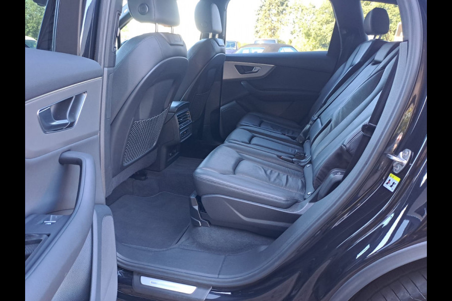 Audi Q7 55 TFSI e quattro Pro Line Plus S-line | Matrix LED | Luchtvering | Trekhaak | Leder | Keyless | HUD | Camera | ACC |