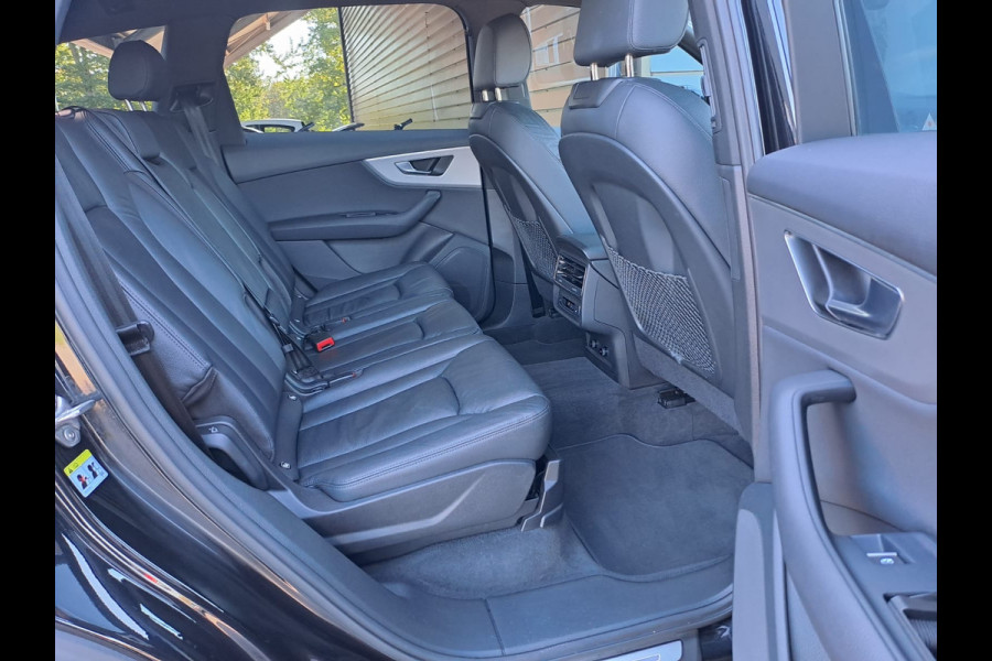 Audi Q7 55 TFSI e quattro Pro Line Plus S-line | Matrix LED | Luchtvering | Trekhaak | Leder | Keyless | HUD | Camera | ACC |