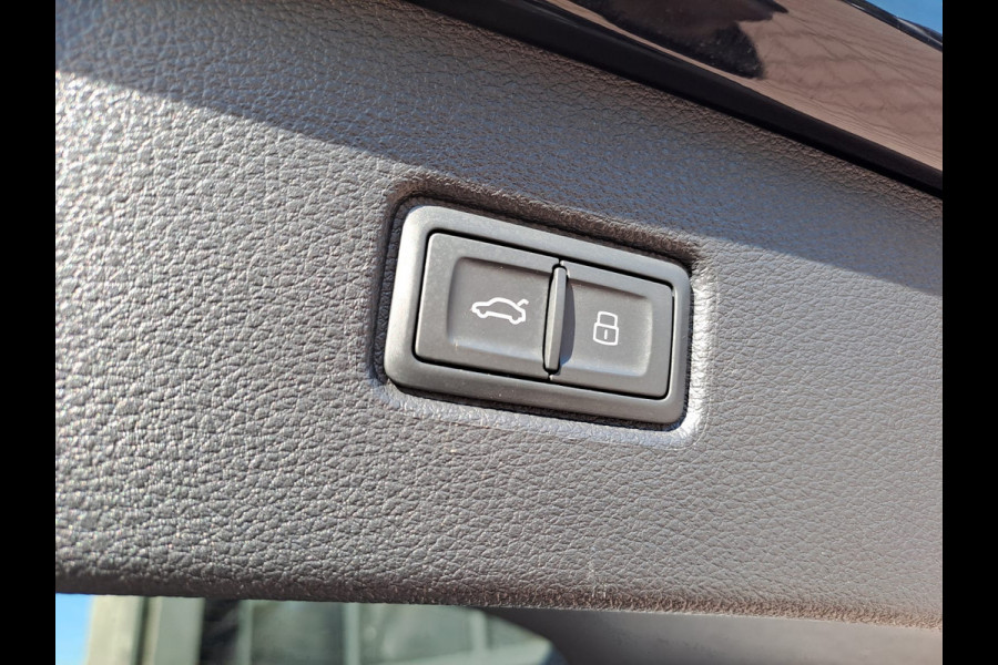 Audi Q7 55 TFSI e quattro Pro Line Plus S-line | Matrix LED | Luchtvering | Trekhaak | Leder | Keyless | HUD | Camera | ACC |
