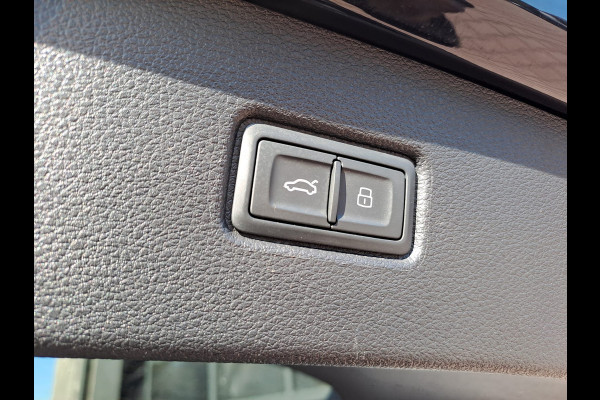 Audi Q7 55 TFSI e quattro Pro Line Plus S-line | Matrix LED | Luchtvering | Trekhaak | Leder | Keyless | HUD | Camera | ACC |