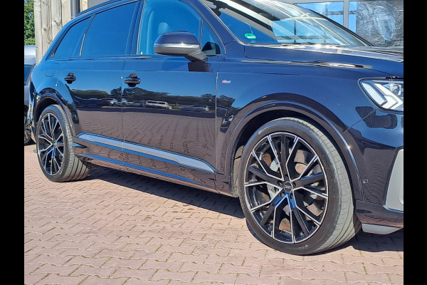 Audi Q7 55 TFSI e quattro Pro Line Plus S-line | Matrix LED | Luchtvering | Trekhaak | Leder | Keyless | HUD | Camera | ACC |
