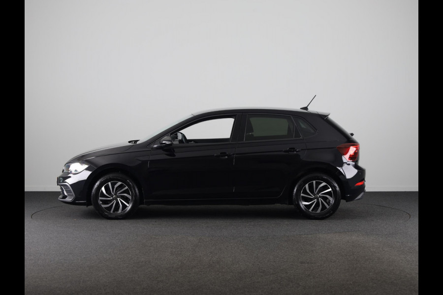 Volkswagen Polo 1.0 TSI Life Edition 95 pk | Verlengde garantie | Navigatie via App | Parkeersensoren achter | Achteruitrijcamera | Adaptieve cruise control |