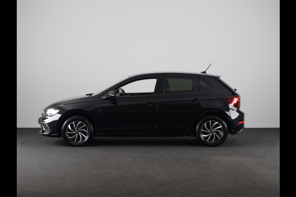 Volkswagen Polo 1.0 TSI Life Edition 95 pk | Verlengde garantie | Navigatie via App | Parkeersensoren achter | Achteruitrijcamera | Adaptieve cruise control |