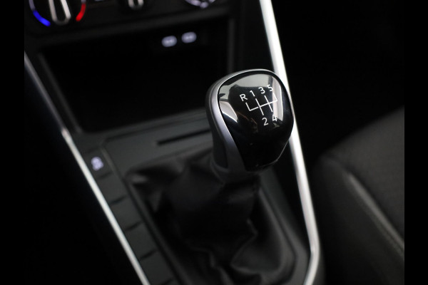 Volkswagen Polo 1.0 TSI Life Edition 95 pk | Verlengde garantie | Navigatie via App | Parkeersensoren achter | Achteruitrijcamera | Adaptieve cruise control |