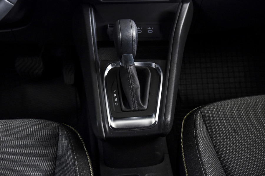 Renault Captur 1.3 mild hybrid 160 techno | Dig. Cockpit | Cruise | PDC | Camera | App. Connect | ECC | DAB | LM 18" | 0041