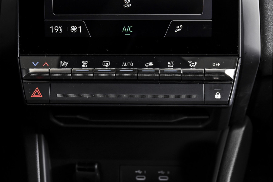 Renault Captur 1.3 mild hybrid 160 techno | Dig. Cockpit | Cruise | PDC | Camera | App. Connect | ECC | DAB | LM 18" | 0041