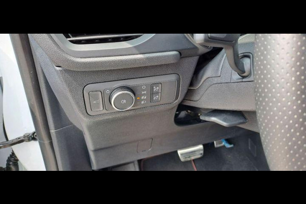 Ford Kuga 2.5 FHEV ST-Line X |190pk | Driver Assistance Pack | Winterpack | Panoramadak | Technology Pack | Geen Stekker nodig | All Season banden