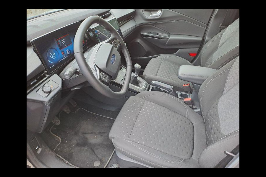 Ford Puma 1.0 EcoBoost Hybrid Titanium 125pk | Winterpack | Driver Assistance Pack | Comfort Pack | Panoramadak | Matrix LED