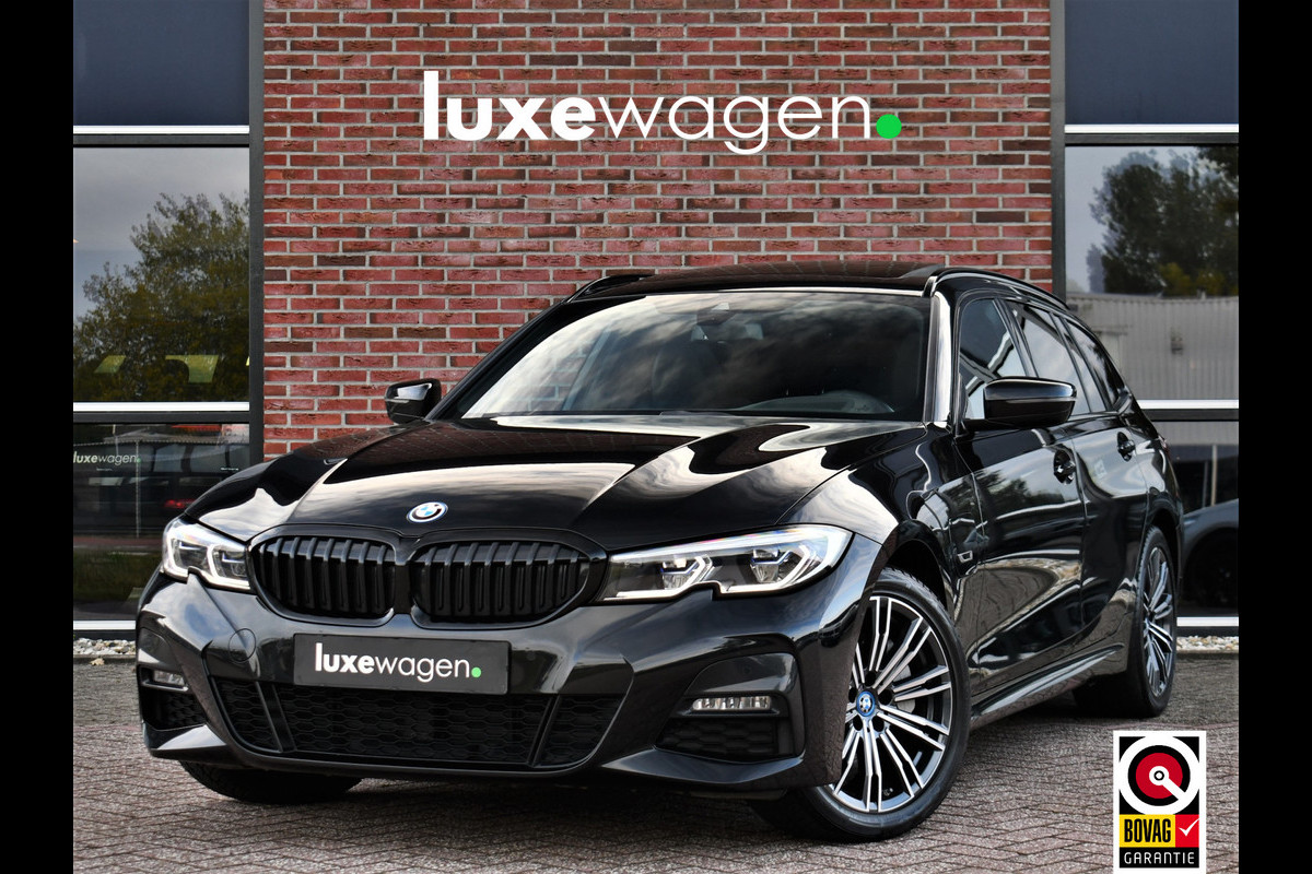 BMW 3 Serie Touring 330e M-Sport Pano HUD El-zetels laser-LED Camera BMW 3 Serie Touring 330e M-Sport Pano HUD El-zetels laser-LED Camera