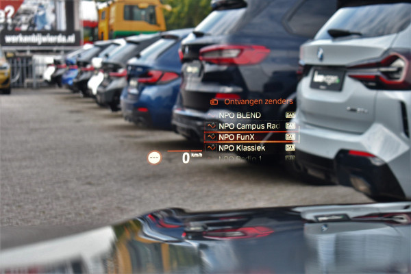 BMW 3 Serie Touring 330e M-Sport Pano HUD El-zetels laser-LED Camera