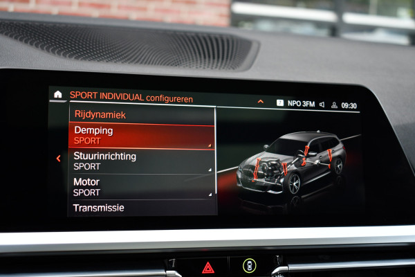 BMW 3 Serie Touring 330e M-Sport Pano HUD El-zetels laser-LED Camera