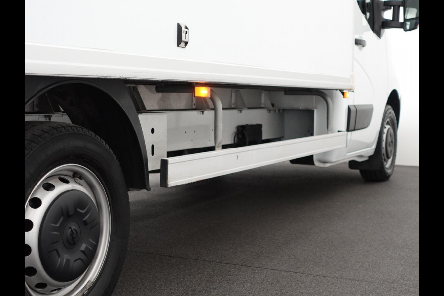 Opel Movano 2.3 Turbo L3H1 Bakwagen Bakwagen Meubelbak met Laadklep Airco|Cruise Control|Navigatie|Zijdeur