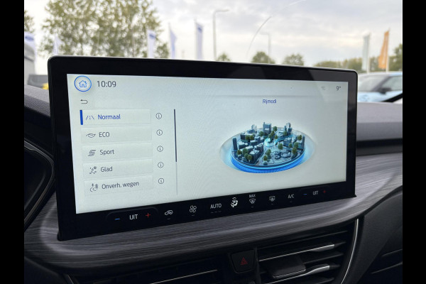 Ford Kuga 2.5 FHEV Active X 190pk | Driver Assistance Pack | Technology Pack | Panoramadak | All Weather Banden | Geen stekker nodig