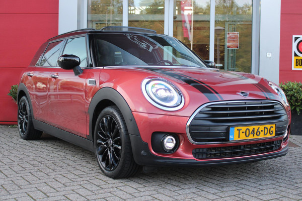 MINI Clubman 1.5 136PK COOPER CHILI AUTOMAAT | PANORAMISCH SCHUIF/KANTELDAK | NAVIGATIE | LEDEREN BEKLEDING | STOELVERWARMING | 17" LICHTMETALEN VELGEN | UNION JACK ACHTER LICHTEN | KEYLESS ENTRY / START |