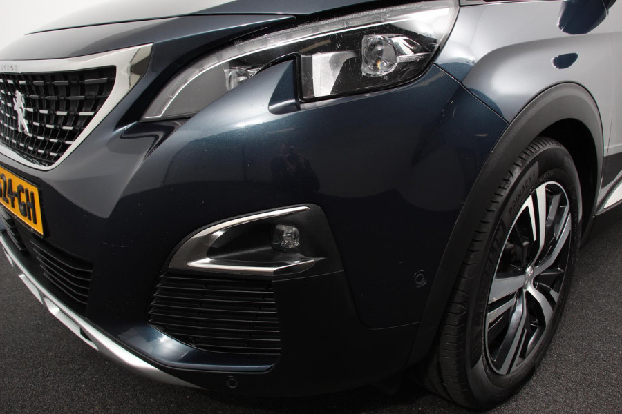 Peugeot 5008 1.2 PureTech 130pk Automaat Allure Navigatie Climate Control 7 Zits Virtual Cockpit Apple Carplay/Android Auto Keyless Entry Stoelverwarming Camera Cruise Control Elektrische Achterklep