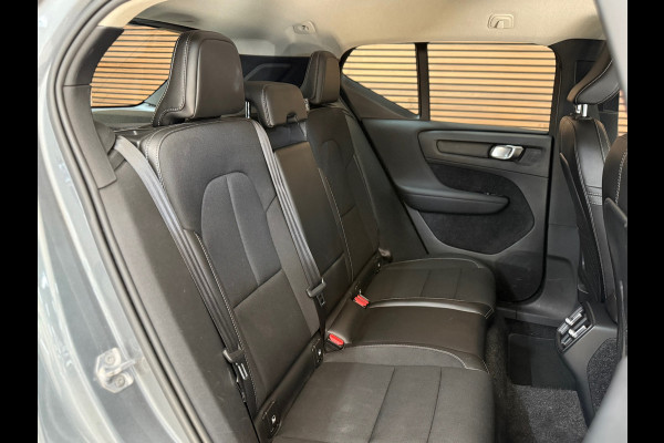 Volvo XC40 1.5 T3 Momentum | Adaptive Cruise Control | Navigatie | Half Leer | Camera