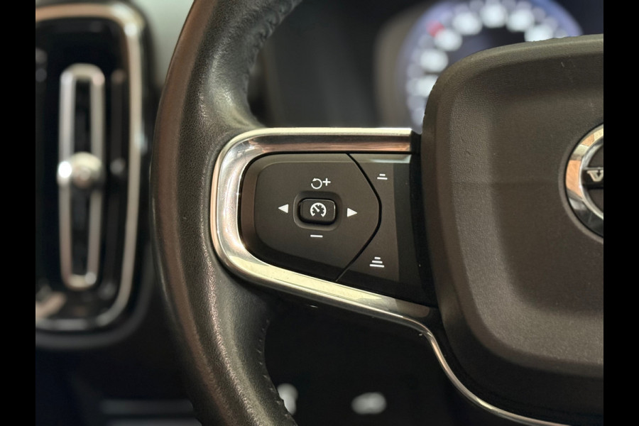 Volvo XC40 1.5 T3 Momentum | Adaptive Cruise Control | Navigatie | Half Leer | Camera