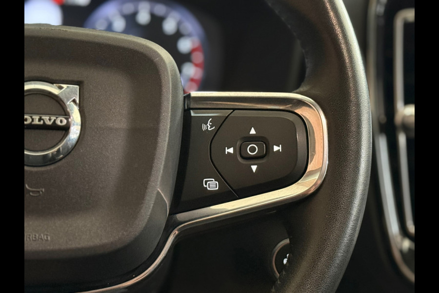 Volvo XC40 1.5 T3 Momentum | Adaptive Cruise Control | Navigatie | Half Leer | Camera