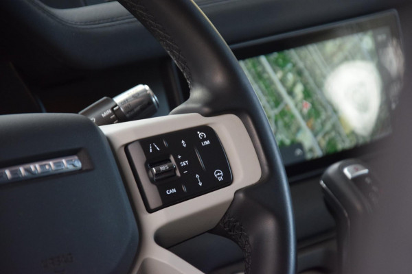 Land Rover Defender 2.0 D240 110 HSE Grijs kenteken|Navi|ACC|Ijskast|Org.NL|241pk! Land Rover Defender 2.0 D240 110 HSE Grijs kenteken|Navi|ACC|Ijskast|Org.NL|241pk!