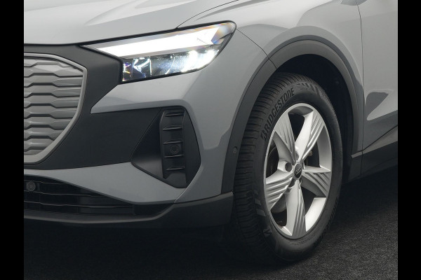 Audi Q4 e-tron Sportback 35 Edition 55 kWh 170pk Dealer O.H INCL BTW | Adaptive Cruise | Camera | Verwarmde Stoelen | Virtual | Front Assist | Navigatie | DAB |