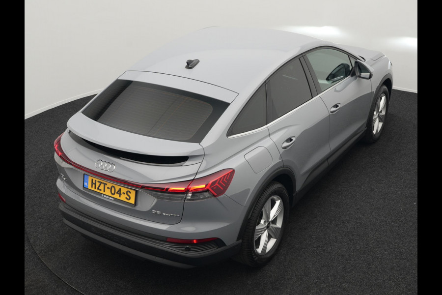Audi Q4 e-tron Sportback 35 Edition 55 kWh 170pk Dealer O.H INCL BTW | Adaptive Cruise | Camera | Verwarmde Stoelen | Virtual | Front Assist | Navigatie | DAB |