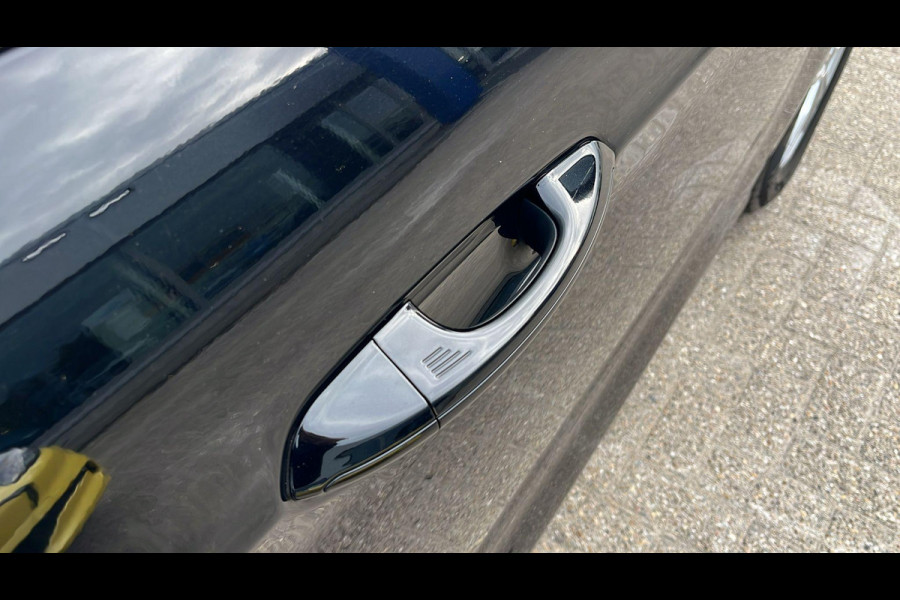 Ford S-Max 2.5 FHEV Titanium 7P 190pk | SYNC 3 Navigatie | Apple Carplay/Android Auto | 7 Persoons! | Camera