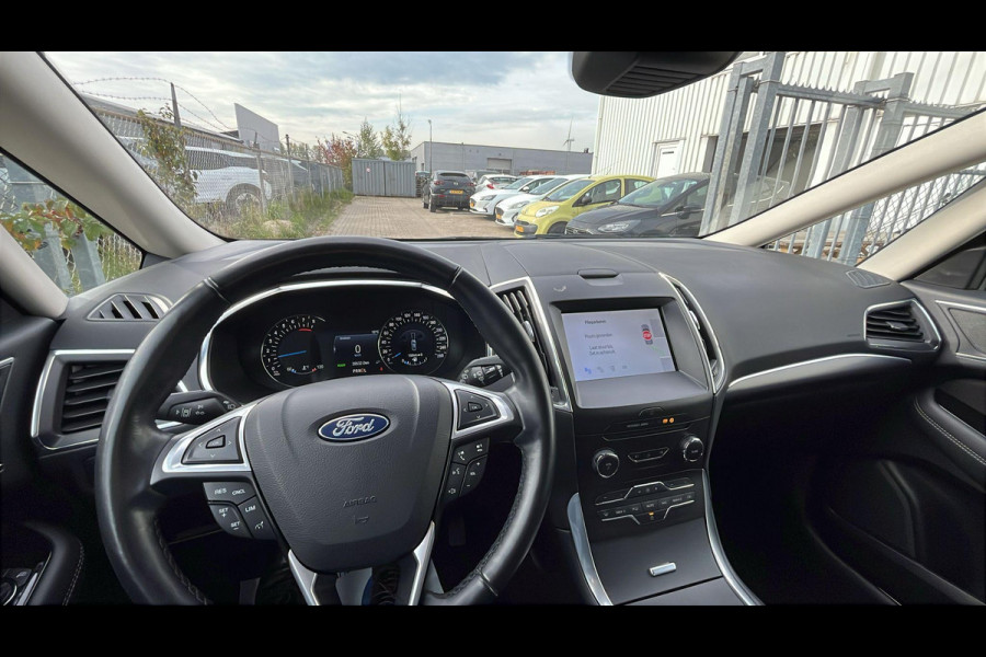 Ford S-Max 2.5 FHEV Titanium 7P 190pk | SYNC 3 Navigatie | Apple Carplay/Android Auto | 7 Persoons! | Camera